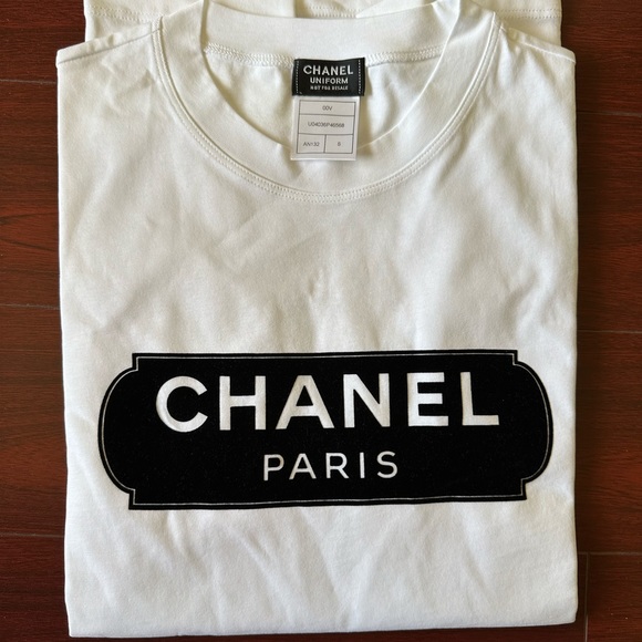 Authentic NWT CHANEL Top White Long T-shirt Tee Uniform New Logo Shirt Coco Sz S - Picture 5 of 6